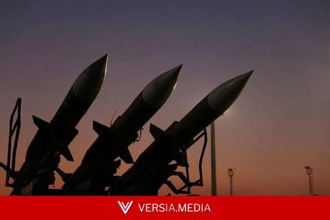 美媒：伊朗恢复袭击海峡 两艘商船受损严重但无人员伤亡