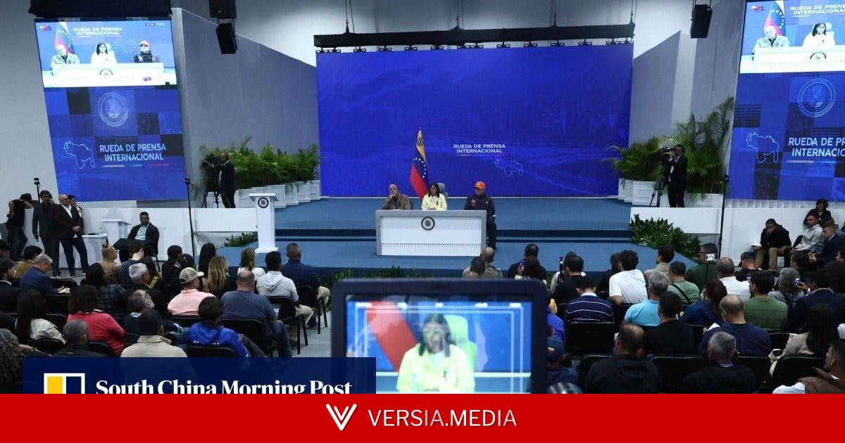 Venezuela’s leader defends quake response as thousands remain missing