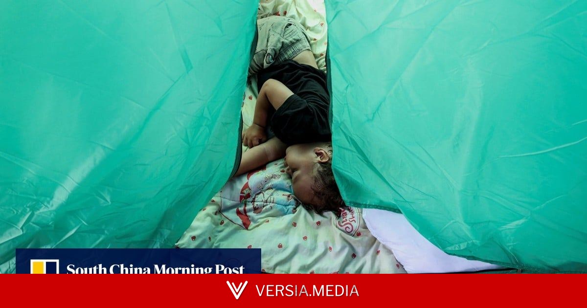 Quake-hit Venezuela faces looming health threats as survivors crowd shelters