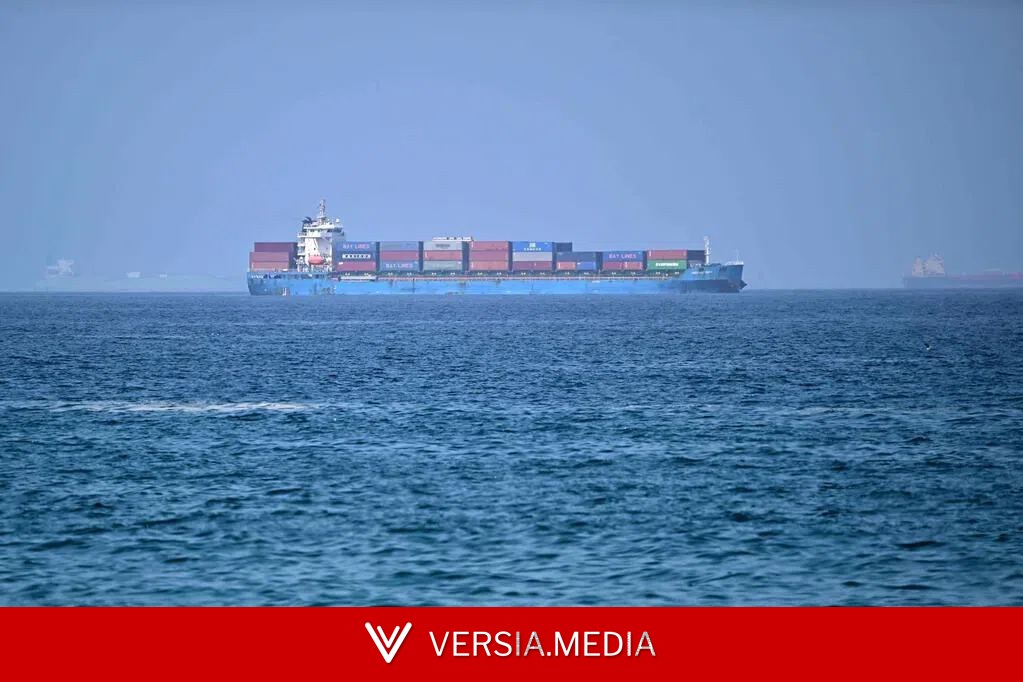 霍尔木兹海峡航运锐减 油轮关闭应答器避袭