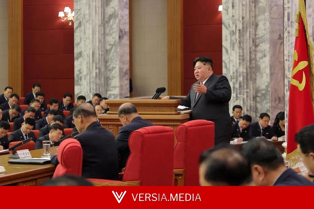 金正恩要持续扩大核武力量 再称韩国为“最敌对国家”
