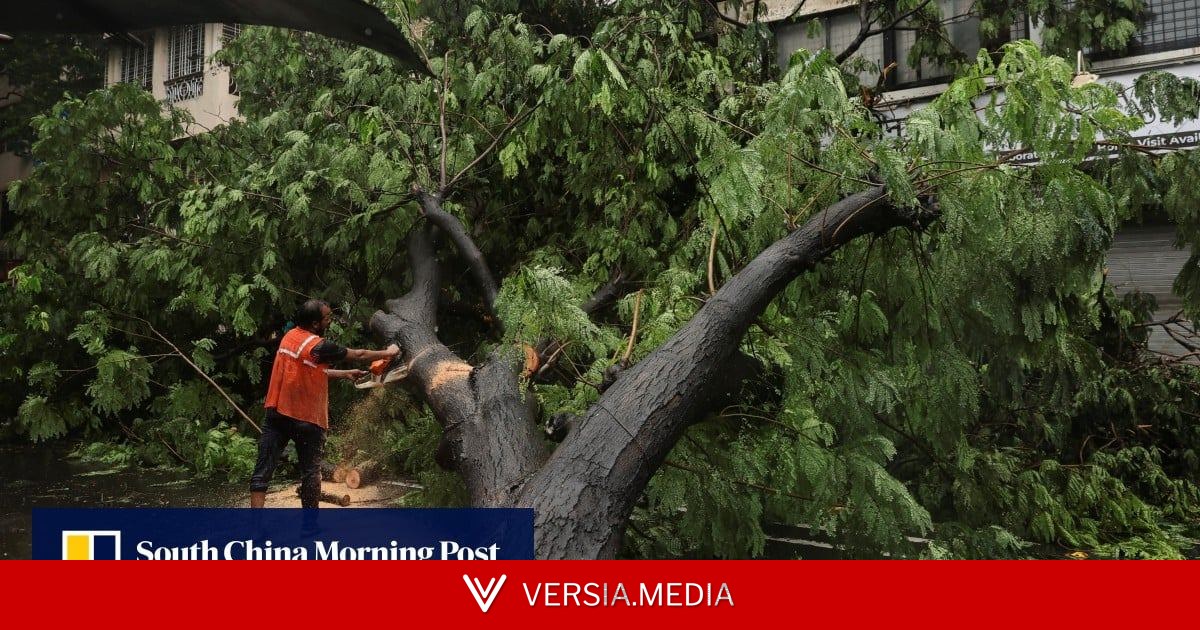 6 killed in Mumbai building collapse as monsoon rains batter India