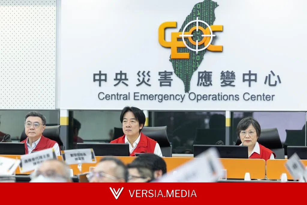 视导中央灾害应变中心 赖清德口误将卓揆降等