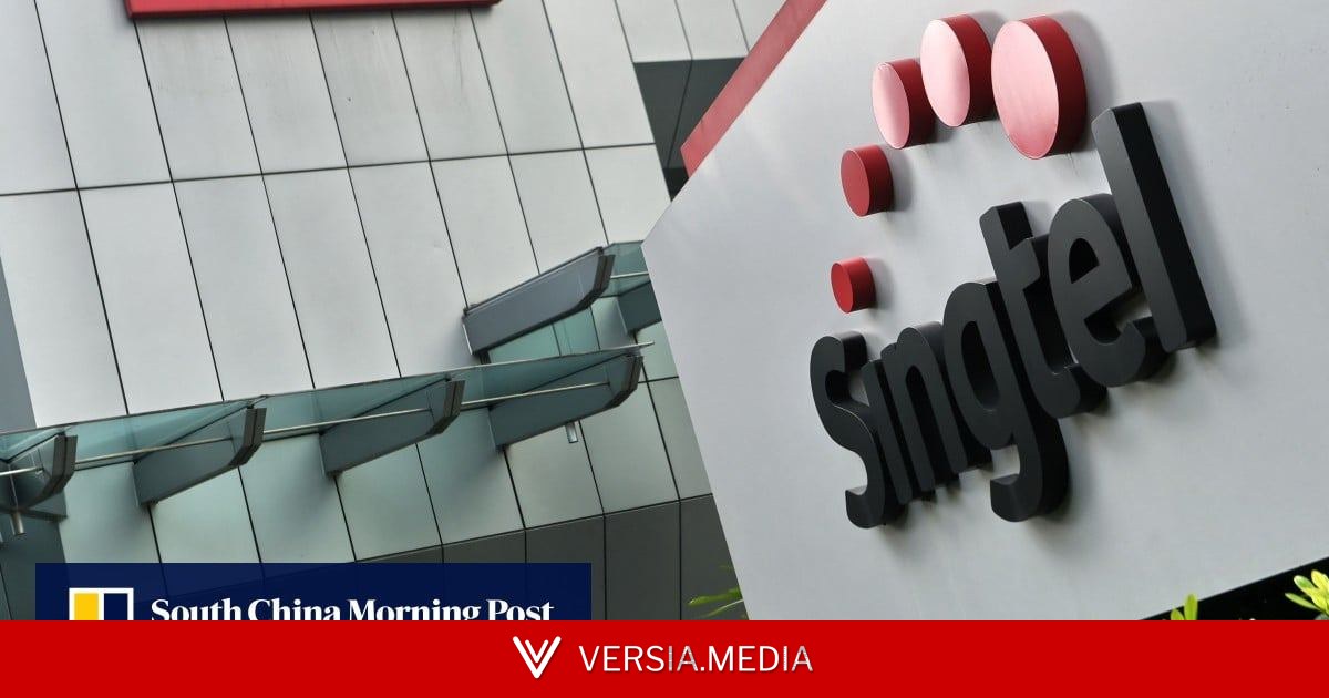 Singapore telecoms company slashes CEO’s salary over outages