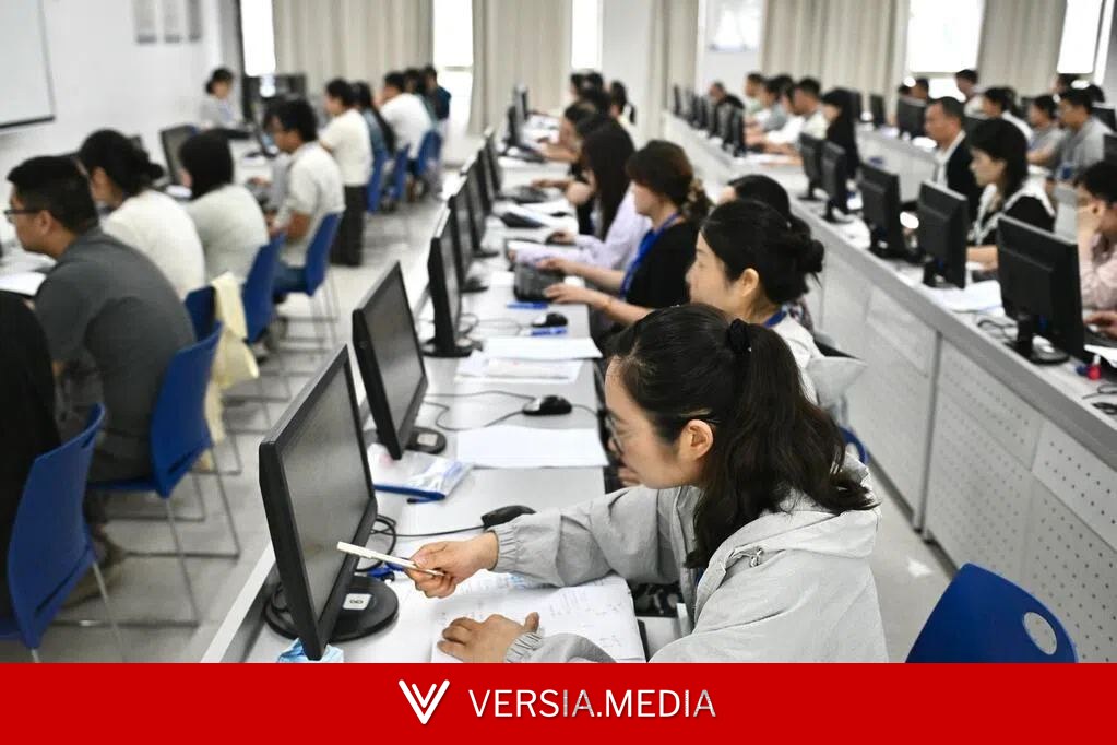 中国多所高校公布扩招人数 AI智能类成为专业风口